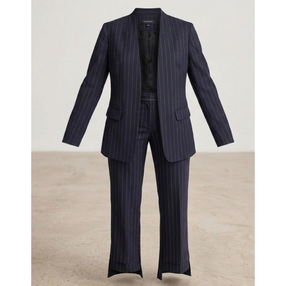 Halogen NWT Navy Pinstripe Pant Suit Set Blazer/SP Pants/4 Career Corporate Chic